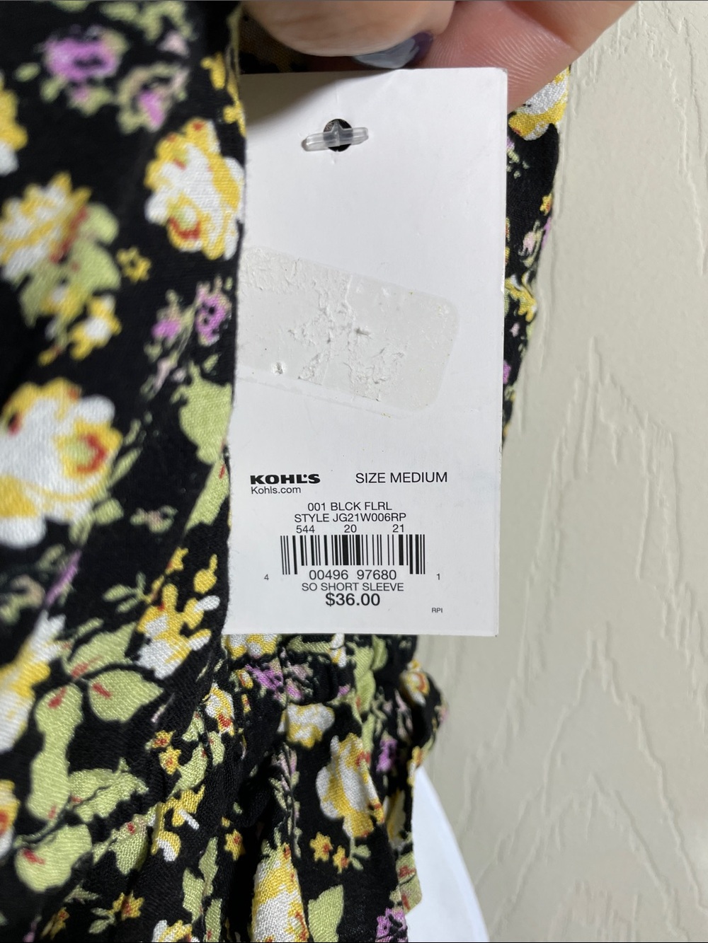 SO Black V-Neck Cropped Floral Tie-Hem Top - Picture 4 of 7